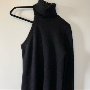 Michael Kors 🖤 Cutout Turtle-neck Sweater